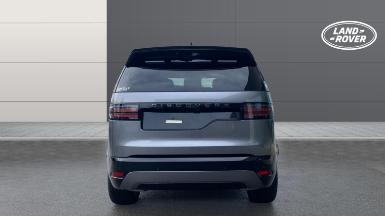 Land Rover Discovery 3.0 D350 Dynamic SE 5dr Auto Diesel Station Wagon